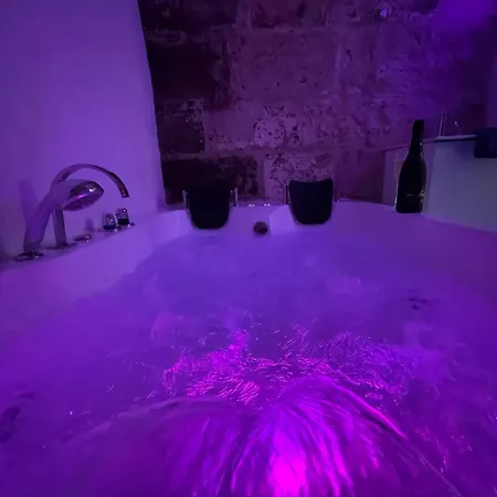 Luxe Cache Balneo Et Sauna Prives - 372 Rouen