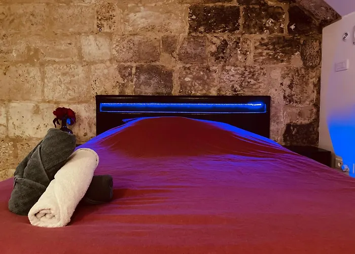 Luxe Cache Balneo Et Sauna Prives - 372